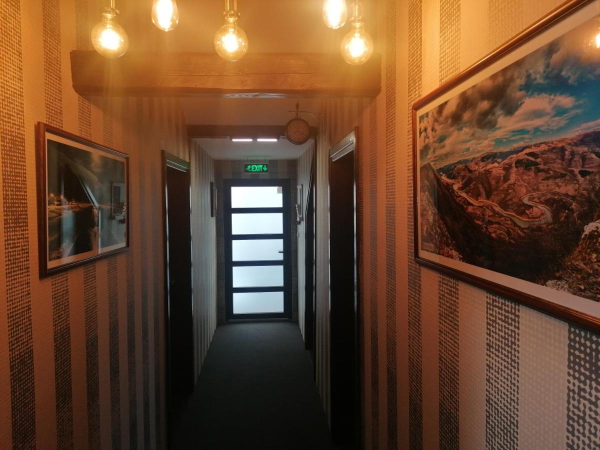 Pirocanac Rooms & Restaurant "Breakfast-Lunch-Dinner" 피로트 외부 사진